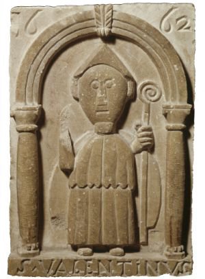 Středověký náhrobní kámen svatého Valentina, Museo di Castelvecchio, Verona.